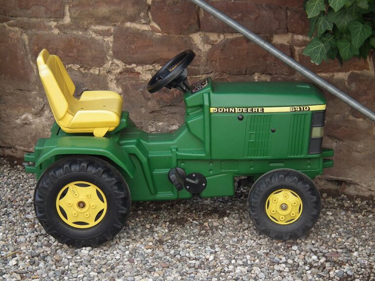 Bekannt wurde der Spielzeughersteller Franz Schneider vor allem durch die Marke Rolly Toys.