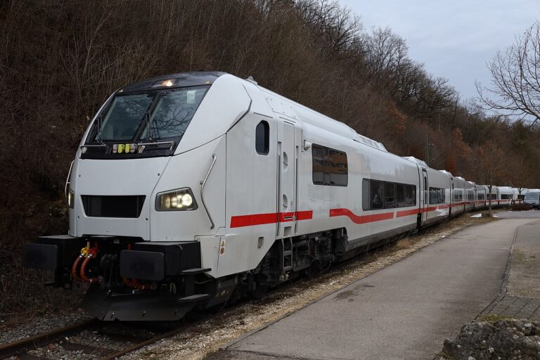 ICE L Steuerwagen