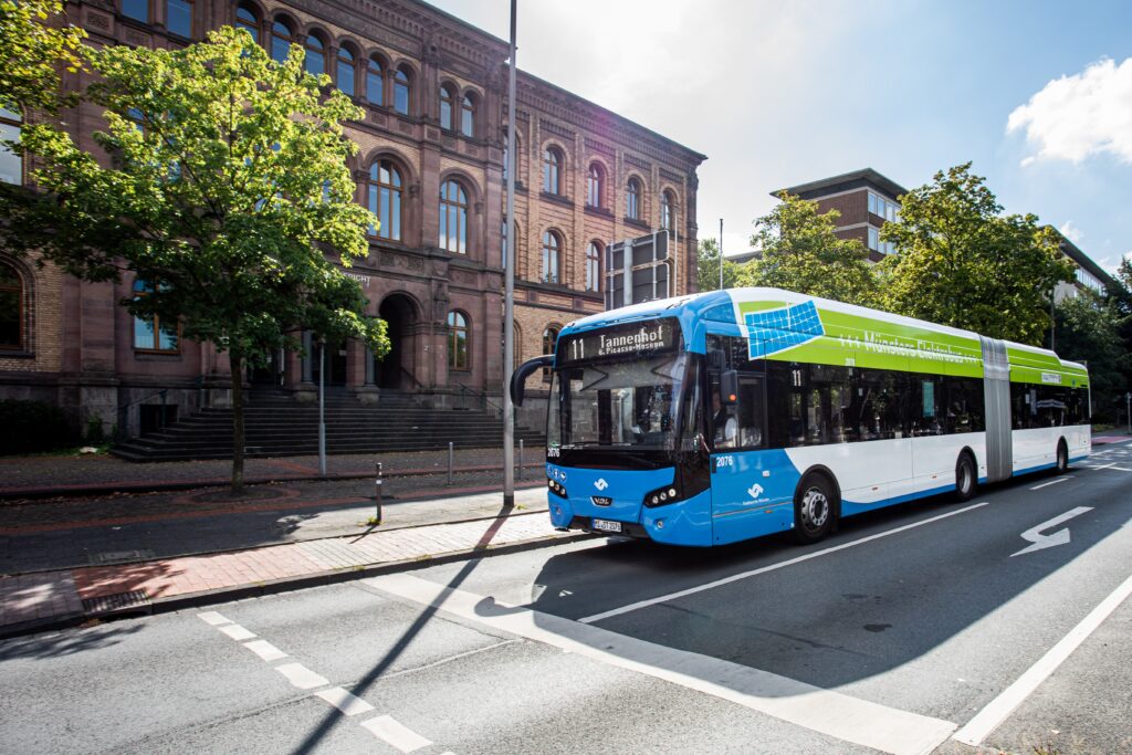 Münster passt die ÖPNV-Preise ab April 2027 an. Einige Tickets werden teurer, andere günstiger.