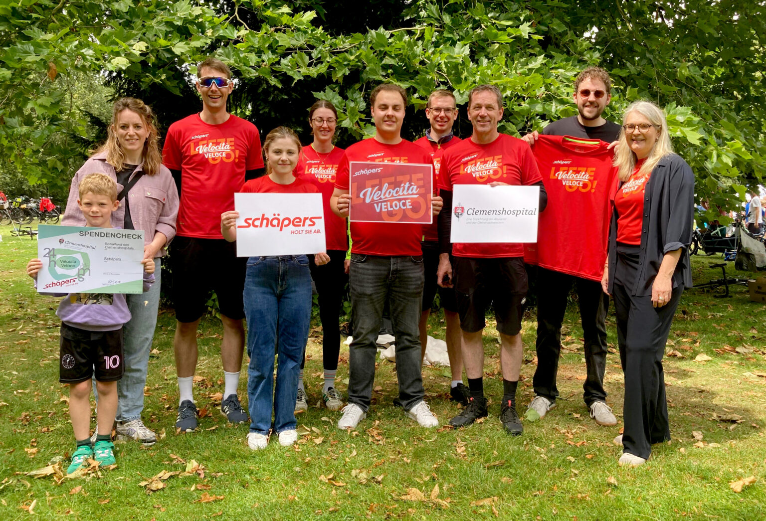125 Runden für Münster: Radteam sammelt 1.250 Euro für Klinikpatienten