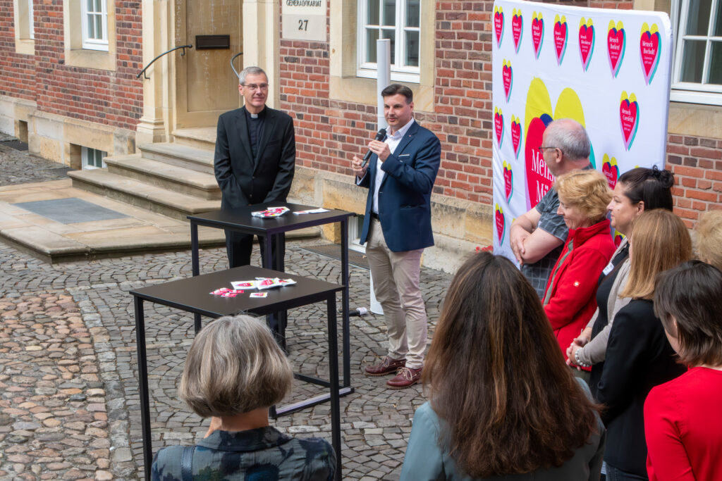 Bistum Münster und Caritas starten „Zusammen geht was!“ – eine Kampagne gegen Einsamkeit und für mehr gesellschaftlichen Zusammenhalt.