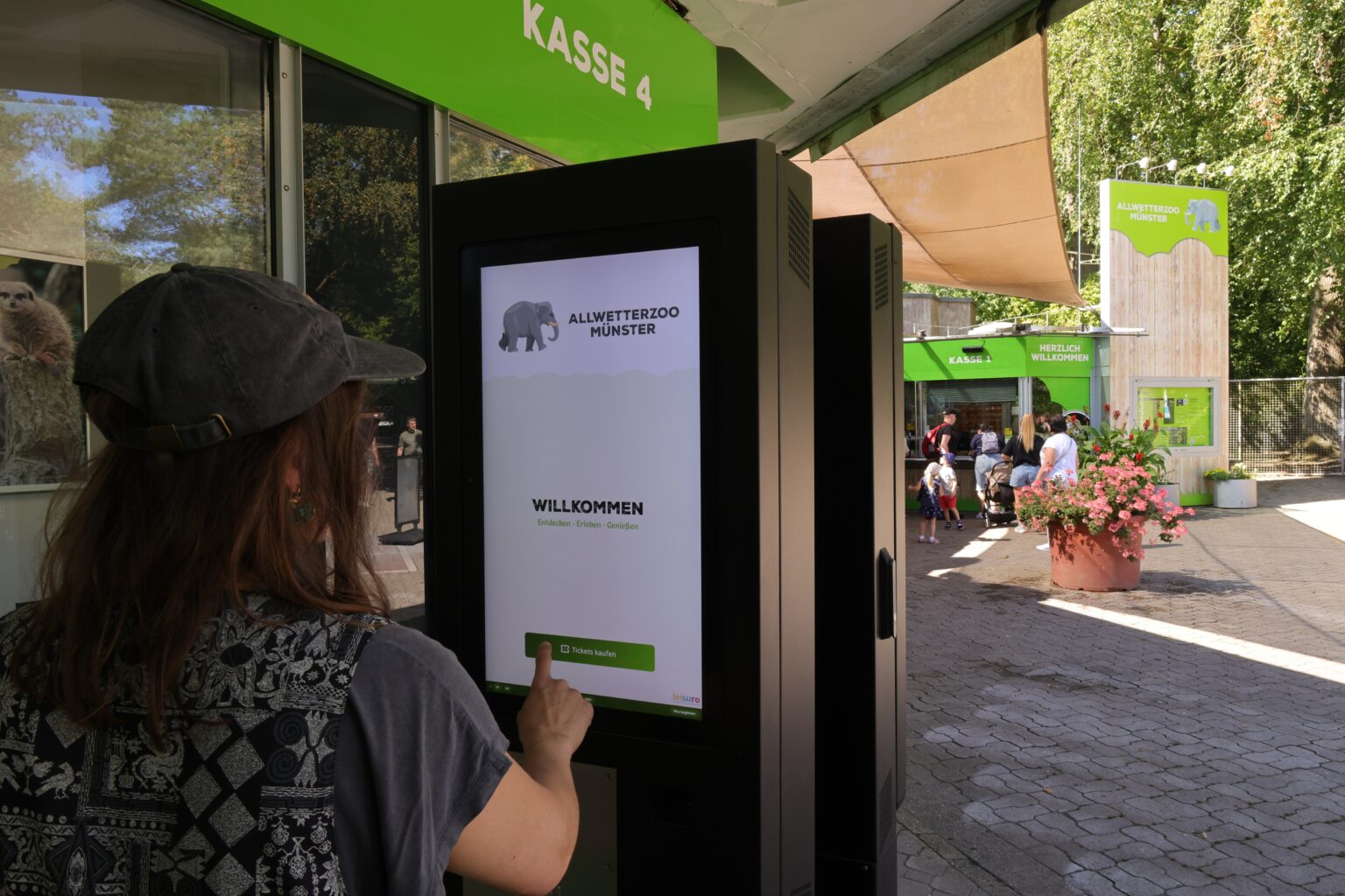 Allwetterzoo Münster: Neue Ticketautomaten sparen Zeit und Geld