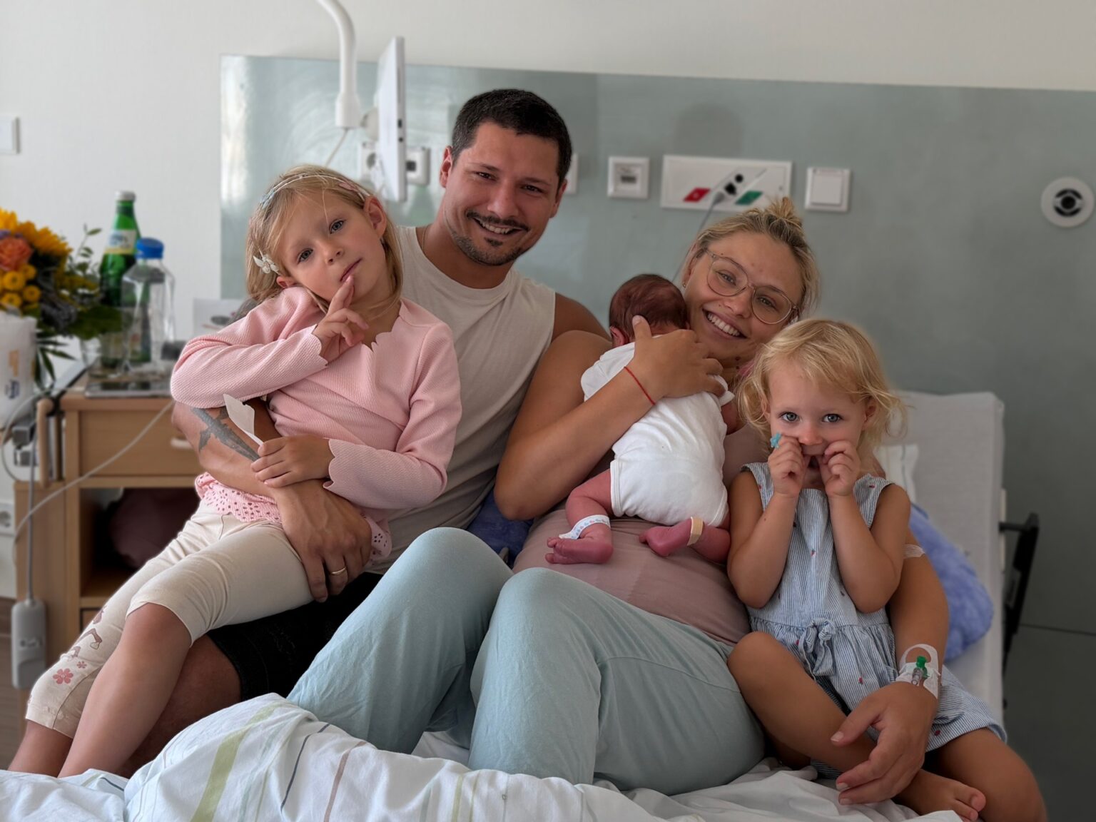 Das Team des Clemenshospitals freut sich über die 1000. Geburt