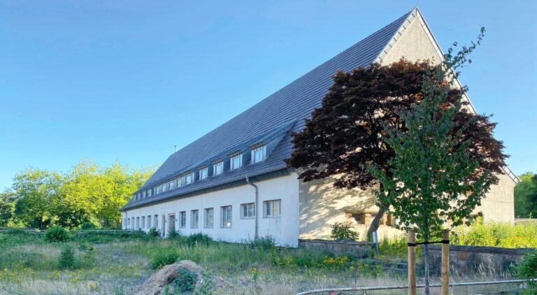 In dem denkmalgeschützten Gebäude der ehemaligen „Mannschaftsküche“ im Oxford-Quartier plant das Familienunternehmen Kuhr 26 Wohnungen. In einem ergänzenden Neubau sind acht weitere Wohnungen geplant. ©Stadt Münster