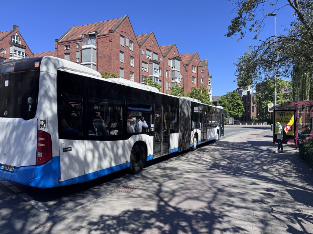 Buslinien R51 und R64 am Donnerstagabend in Münster umgeleitet