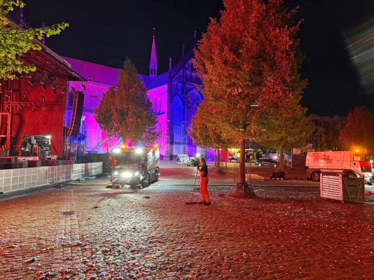 Beim NRW-Tag in Münster sammelten die awm rund 20 Tonnen Abfall ein.