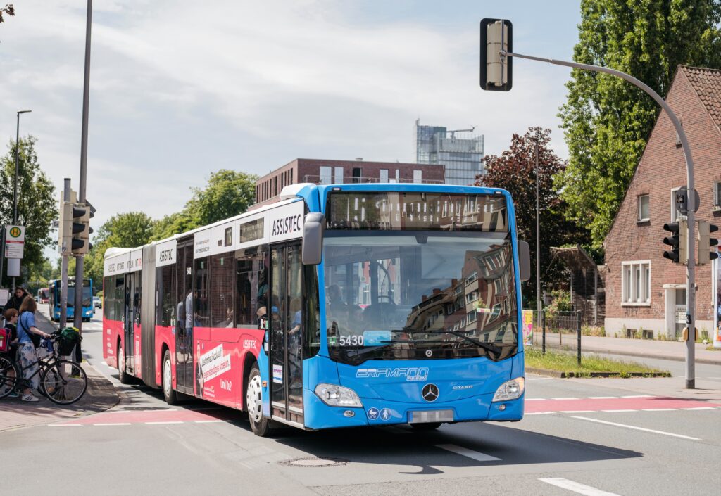 Auf der Weseler Straße in Münster ist eine neue Busspur geplant. Sie soll Busse beschleunigen und noch im Herbst entstehen.