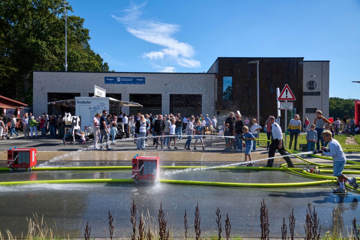 Neues Feuerwehrhaus in Albachten für 5,7 Millionen Euro eingeweiht