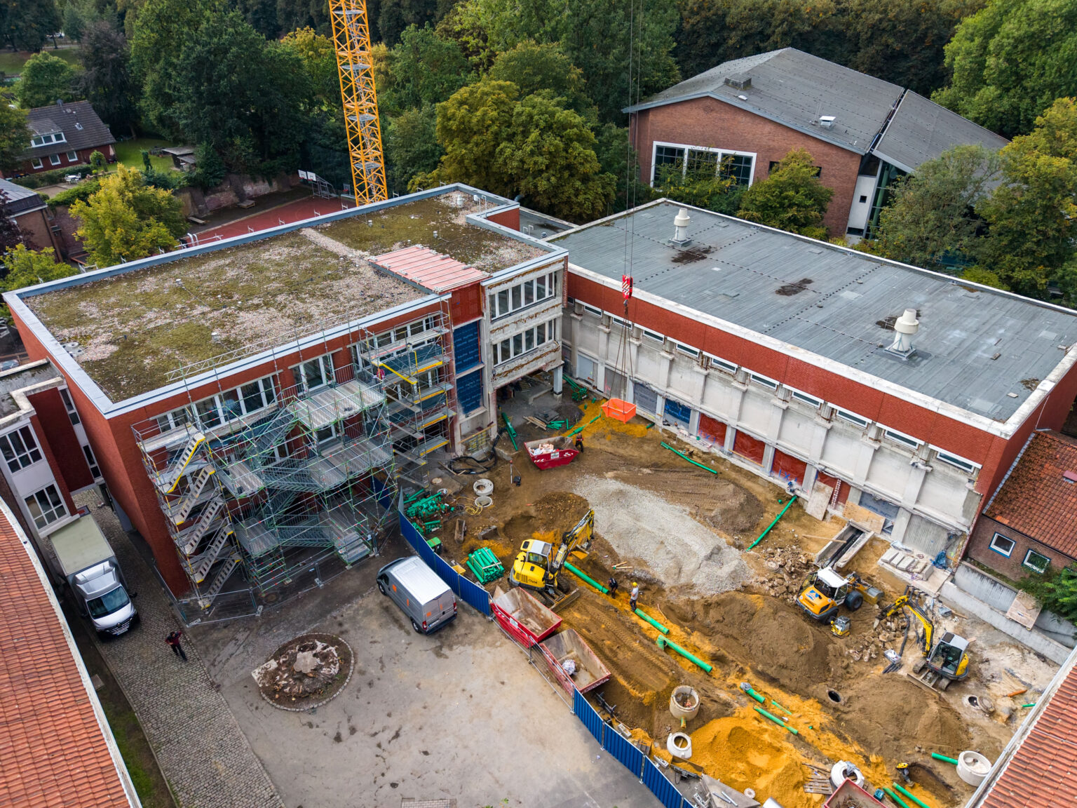Die Sanierung am Gymnasium Paulinum in Münster ist abgeschlossen. Die Stadt investierte 4,9 Millionen Euro in moderne Fachräume und Technik.