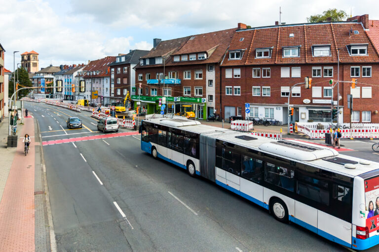 Neue Busspur auf der Weseler Straße: Das ändert sich für Busse, Autos und Ampeln in Münster.