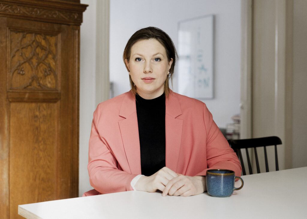 Tradwives, Rollenbilder und Heimat: Hannah Lühmann liest in Münster