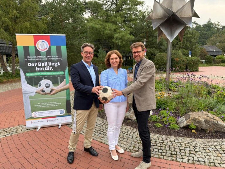 Beim Gesundheitstag zur Krebsvorsorge in Münster informieren Experten im Preußenstadion über Früherkennung und Prävention.