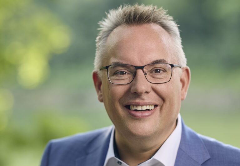 Münsters Finanzkrise verschärft sich: Nach der Akteneinsicht fordert die CDU einen Kurswechsel bei Ausgaben, Investitionen und Personal.