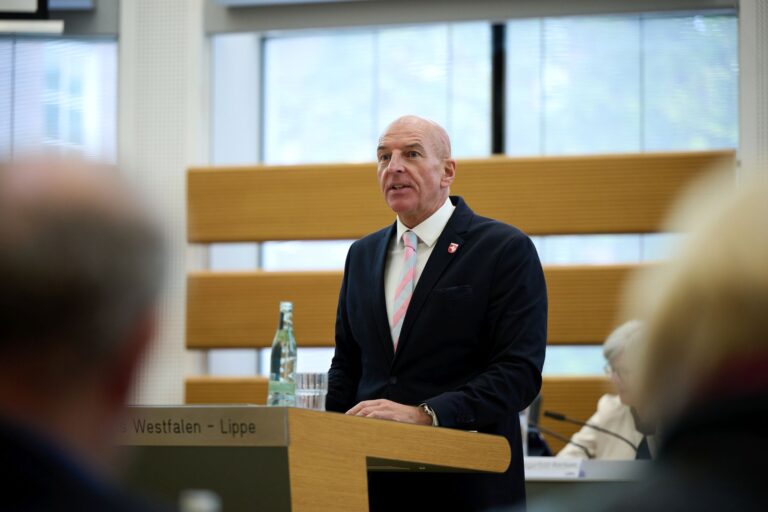 Der LWL plant 2027 einen Rekordhaushalt von 5,1 Milliarden Euro. Münster und die Kreise müssen mehr zahlen. Sozialkosten treiben die Ausgaben.