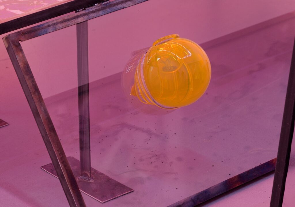 Bald startet die erste Einzelausstellung von Euridice Zaituna Kala in Deutschland in der Kunsthalle Münster.