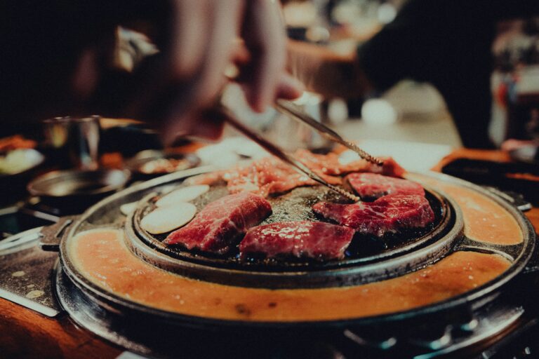 Meat you BBQ in Münster soll Ende Oktober eröffnen. Das Restaurant am Hafenmarkt plant Tischgrills, Buffet und bis zu 190 Plätze.