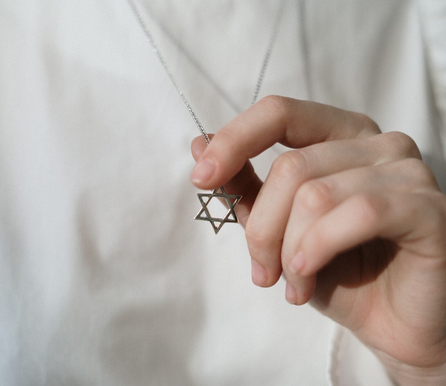 Antisemitismus in Münster: Die Zahl der Straftaten steigt. Jüdische Menschen berichten von Angst und Anfeindungen, aber auch von Solidarität.